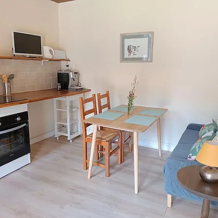 Holiday home Le Petit Jumilhac-le-Grand