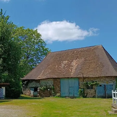 Le Petit Jumilhac-le-Grand